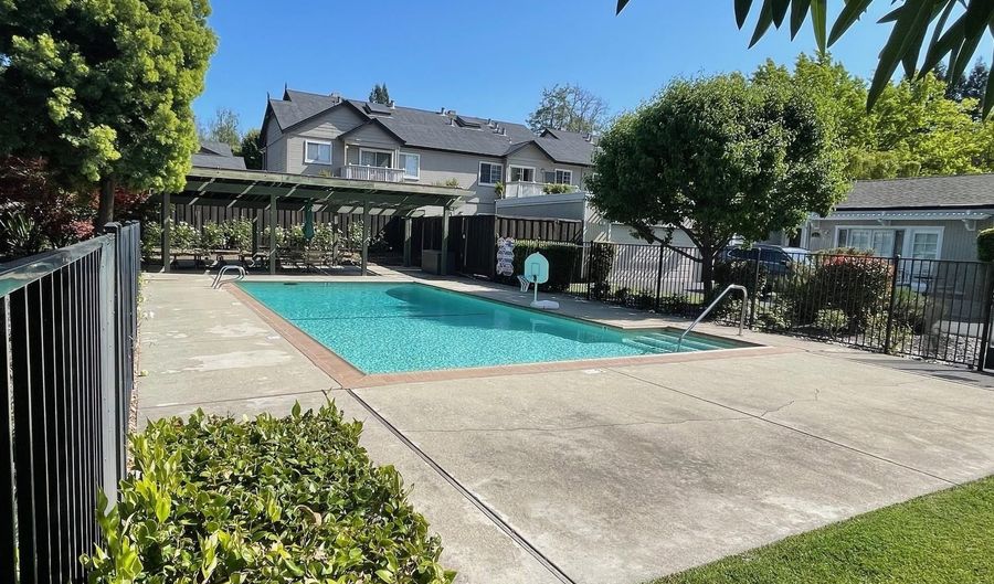 54 Creek Tree Ln, Alamo, CA 94507 - 3 Beds, 2 Bath