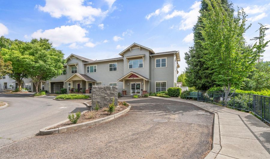 905 Skylark Pl, Ashland, OR 97520 - 0 Beds, 0 Bath