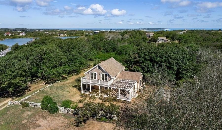 804 Mohegan Trl, Block Island, RI 02807 - 4 Beds, 4 Bath