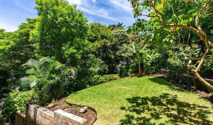 44-119 Kahinani Way D, Kaneohe, HI 96744 - 5 Beds, 4 Bath