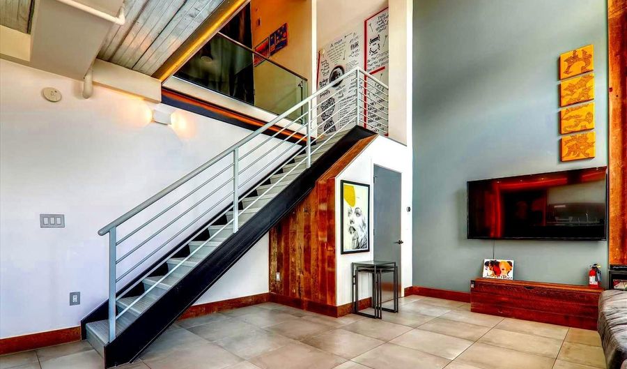 5885 COLORADO Ave NW 210, Washington, DC 20011 - 2 Beds, 2 Bath