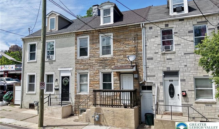 635 W Union St, Allentown, PA 18101 - 3 Beds, 2 Bath