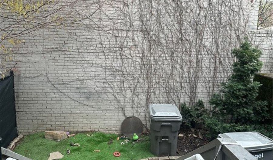 99 S 10th St, Airville, PA 15203 - 2 Beds, 1 Bath