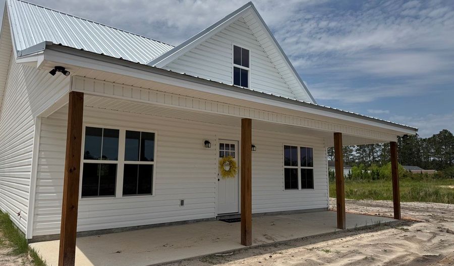 327 Woodlawn Church Rd, Baxley, GA 31513 - 2 Beds, 1 Bath