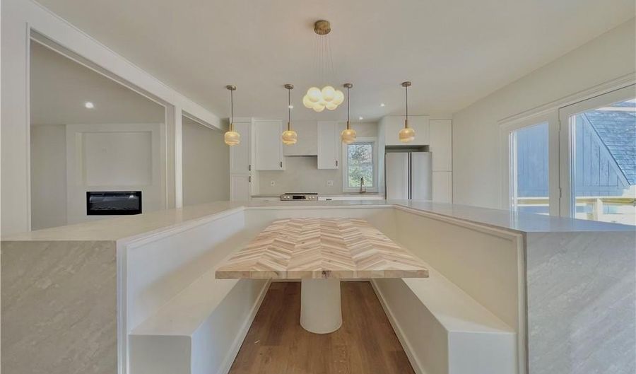 31 Carleton St, Attleboro, MA 02703 - 3 Beds, 3 Bath