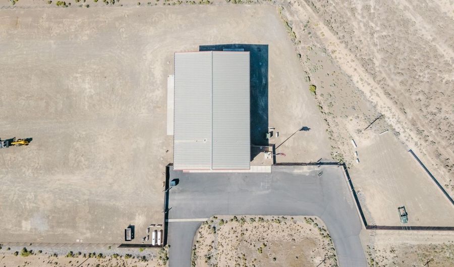 1025 Carlin Trend Dr, Carlin, NV 89822 - 0 Beds, 3 Bath