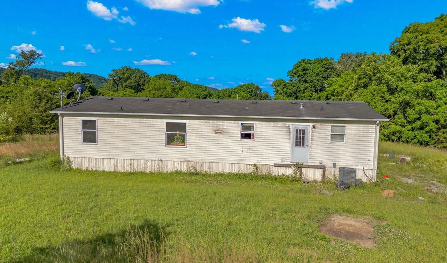 142 Hutton Ln, Bean Station, TN 37708 - 4 Beds, 2 Bath