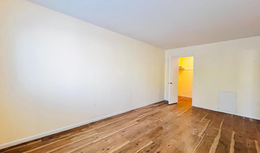 5217 NEWTON St 101, Bladensburg, MD 20710 - 2 Beds, 1 Bath