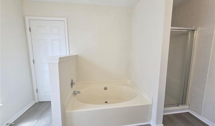 6025 Park Wood Ct, Austell, GA 30106 - 3 Beds, 3 Bath