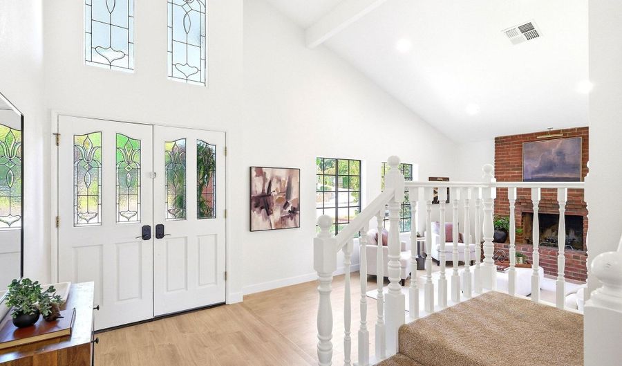 27833 Via Amistosa, Agoura Hills, CA 91301 - 5 Beds, 3 Bath