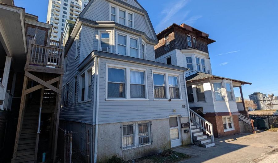 104 S Massachusetts Ave, Atlantic City, NJ 08401 - 0 Beds, 0 Bath
