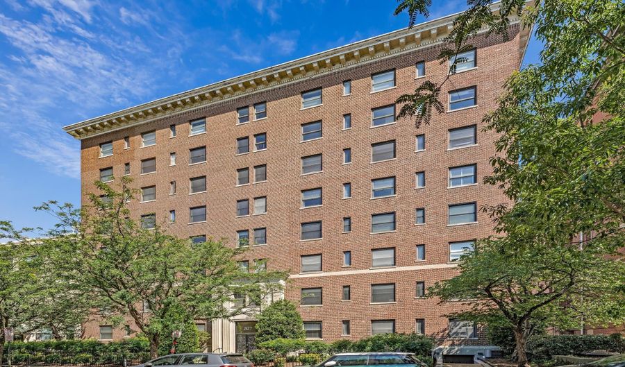 2127 CALIFORNIA St NW 704, Washington, DC 20008 - 2 Beds, 2 Bath