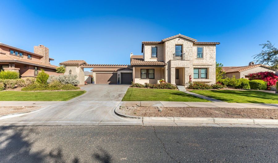 20574 W Canyon Dr, Buckeye, AZ 85396 - 4 Beds, 4 Bath