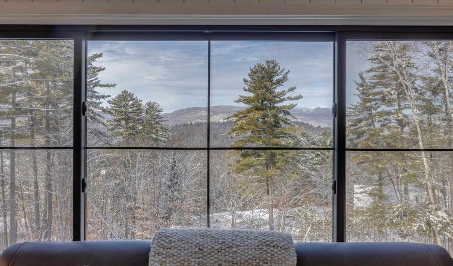 22 Deacon Willey Rd, Campton, NH 03223 - 4 Beds, 4 Bath