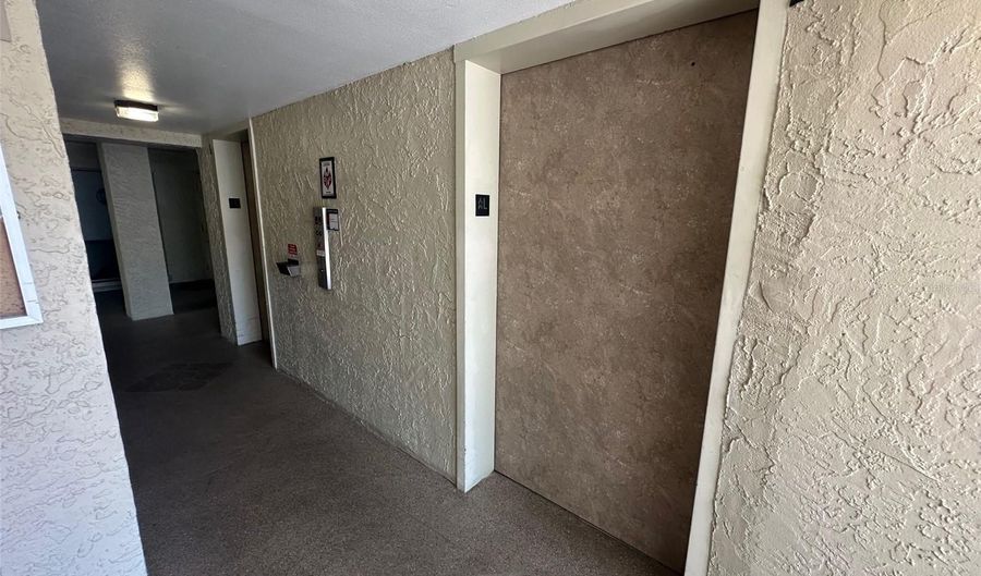2700 COVE CAY Dr 1-4B, Clearwater, FL 33760 - 2 Beds, 2 Bath