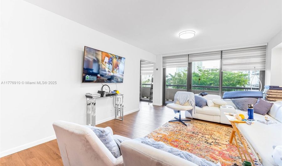 19667 Turnberry Way 3F, Aventura, FL 33180 - 2 Beds, 2 Bath