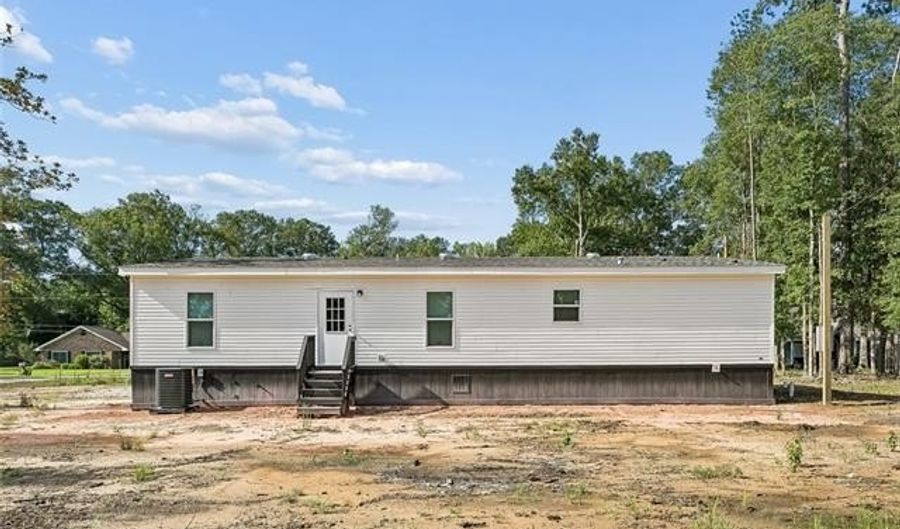 30625 TAMJULON. Rd, Albany, LA 70711 - 3 Beds, 2 Bath
