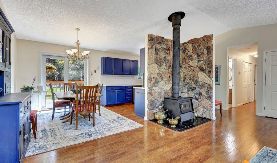 19655 Belduque Ct, Chugiak, AK 99567 - 4 Beds, 3 Bath