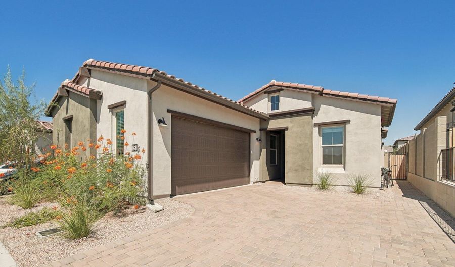 38500 N SCHOOL HOUSE Rd 5, Cave Creek, AZ 85331 - 3 Beds, 3 Bath