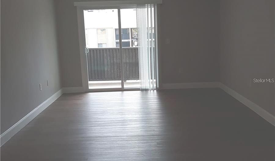 902 LAKE DESTINY Rd E, Altamonte Springs, FL 32714 - 2 Beds, 1 Bath