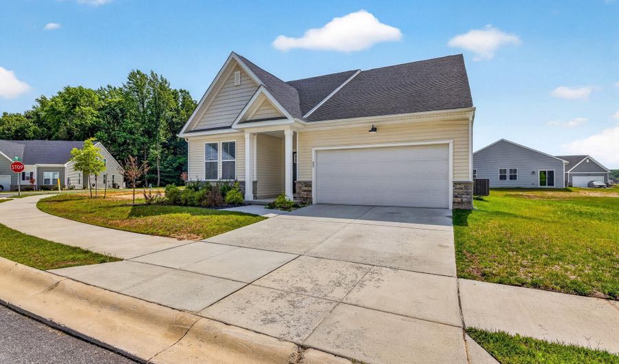 23 CARNEY Ct, Dover, DE 19904 - 3 Beds, 3 Bath