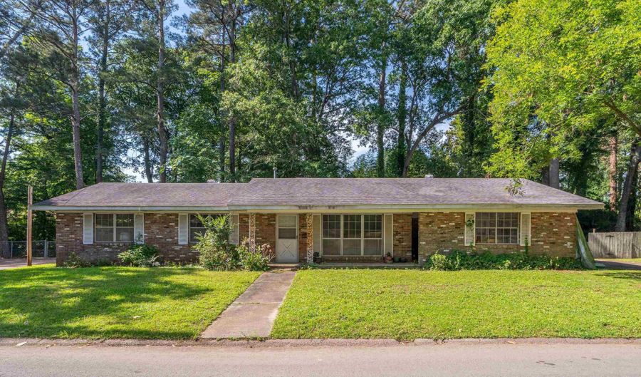2047 Elaine Cir, Arkadelphia, AR 71923 - 3 Beds, 2 Bath