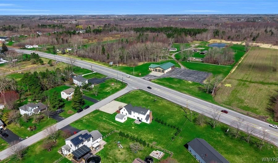 11881 Broadway St, Alden, NY 14004 - 3 Beds, 3 Bath