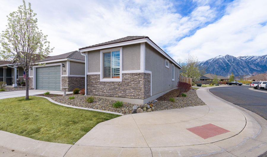 739 E Cottage Loop, Gardnerville, NV 89460 - 3 Beds, 2 Bath