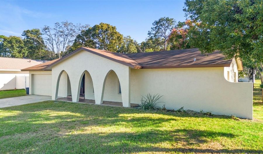 138 MEADOWLARK Dr, Altamonte Springs, FL 32701 - 3 Beds, 2 Bath