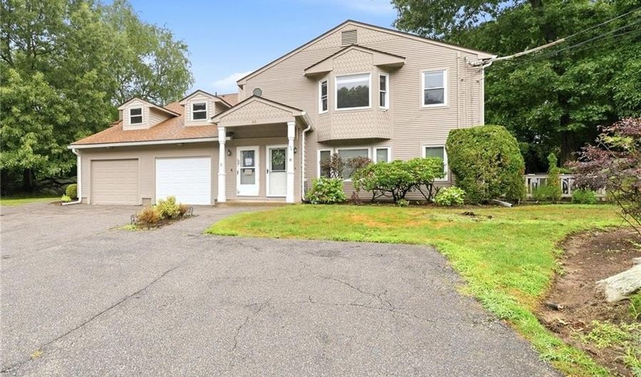 38 Stone Trl B, North Providence, RI 02904 - 2 Beds, 2 Bath