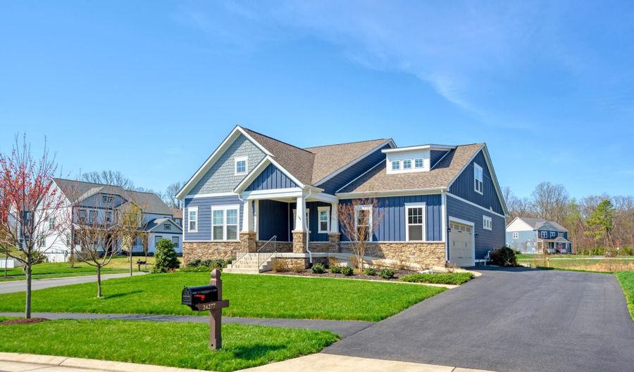 24277 GRAYLEAF WILLOW Pl, Aldie, VA 20105 - 4 Beds, 5 Bath