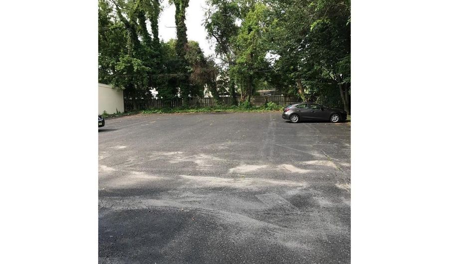 220 S WHITE HORSE Pike 1, Audubon, NJ 08106 - 0 Beds, 0 Bath