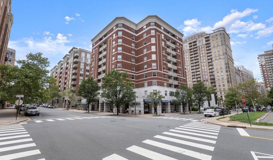 880 N POLLARD St N 224, Arlington, VA 22203 - 2 Beds, 2 Bath