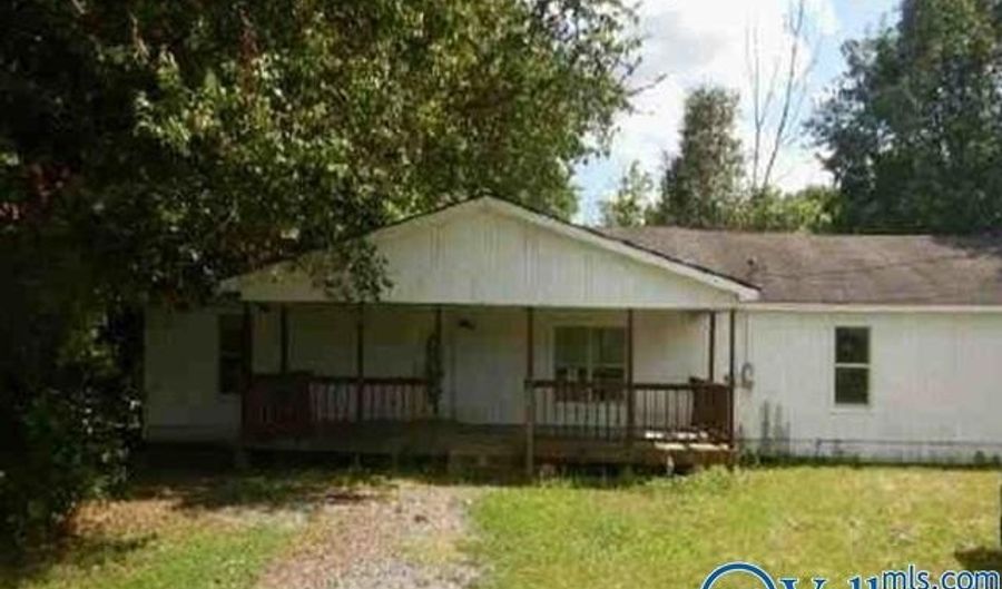 224 Dunn Dr, Albertville, AL 35950 - 4 Beds, 3 Bath