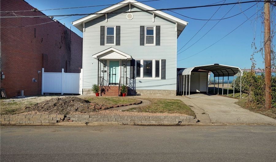 725 2nd Ave, South Charleston, WV 25303 - 3 Beds, 1 Bath