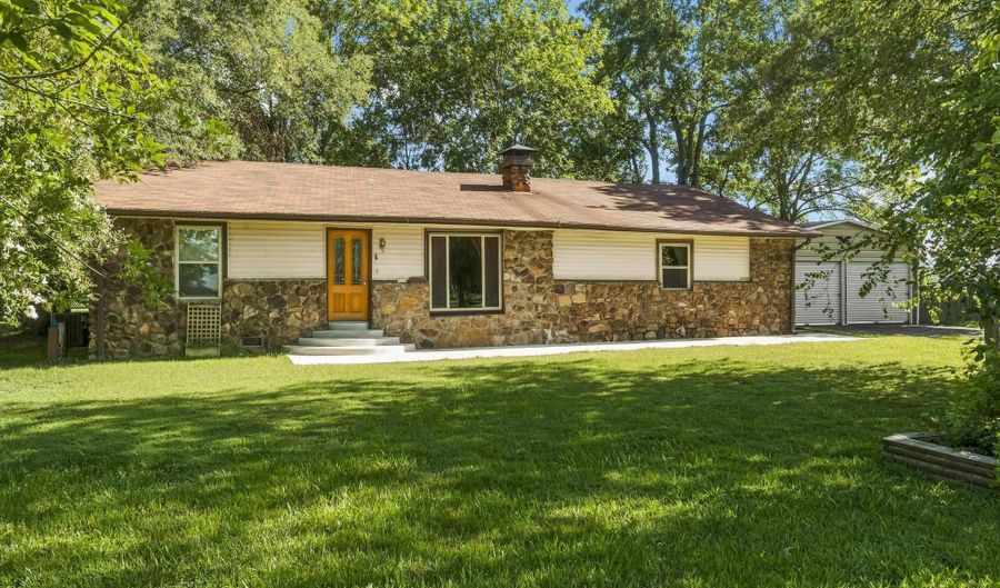 256 Vernon Harvey Rd, Beebe, AR 72012 - 3 Beds, 2 Bath