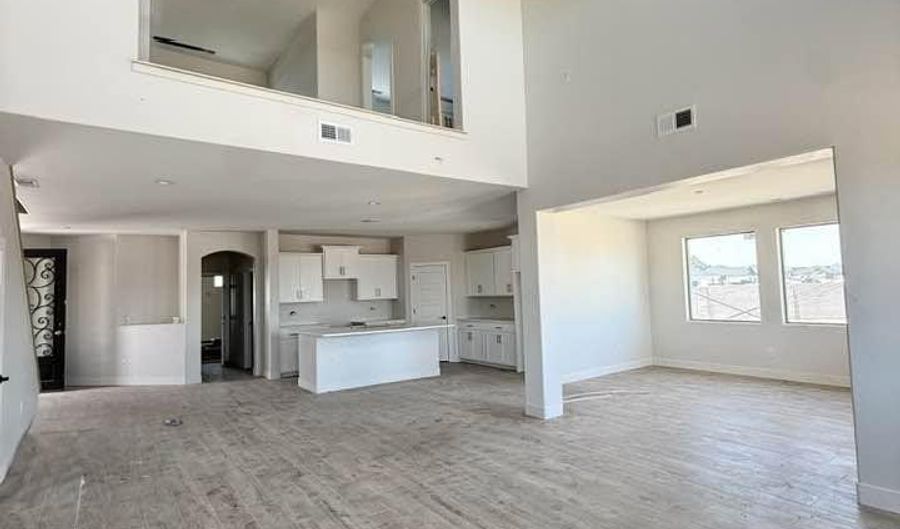 3601 Selman Ct, Carlsbad, NM 88220 - 4 Beds, 3 Bath