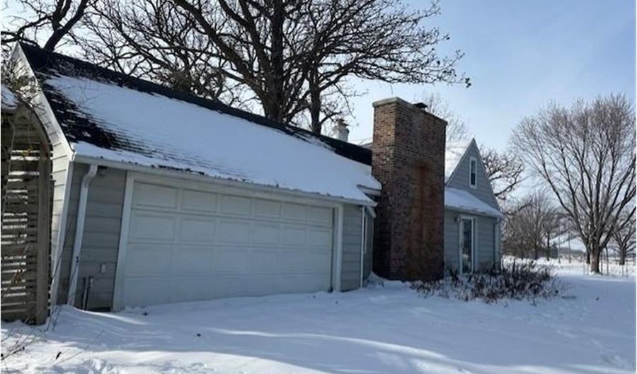 700 Oakland Pl NE, Austin, MN 55912 - 3 Beds, 2 Bath