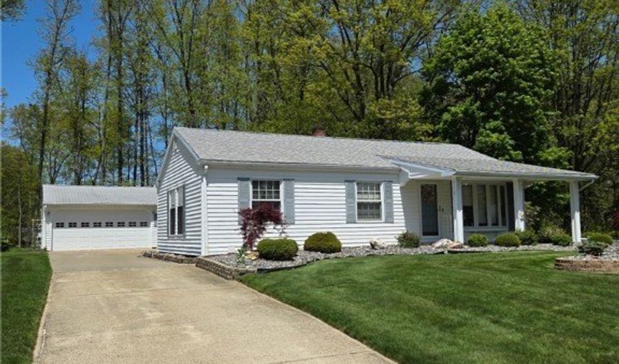 2543 Burlingham Dr, Ashtabula, OH 44004 - 3 Beds, 2 Bath
