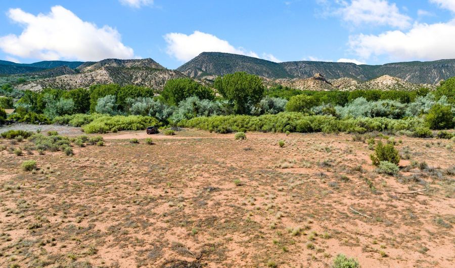 TBD 5 AC US HWY 84, Abiquiu, NM 87510 - 0 Beds, 0 Bath