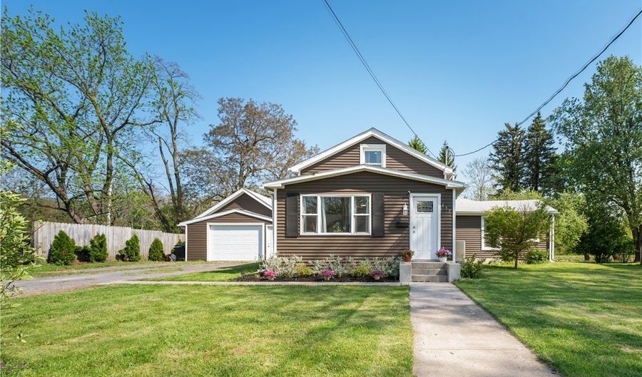 437 E State St, Albion, NY 14411 - 4 Beds, 1 Bath