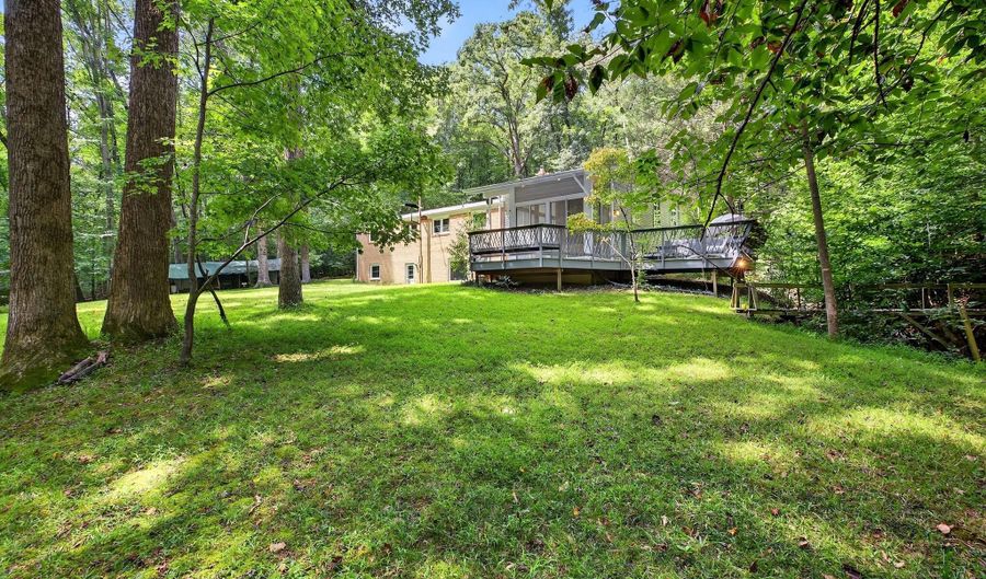 2720 HIDDEN VALLEY Rd, Accokeek, MD 20607 - 4 Beds, 3 Bath