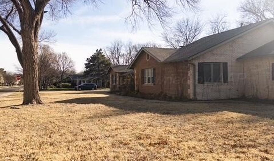 2222 S Travis St, Amarillo, TX 79109 - 4 Beds, 4 Bath