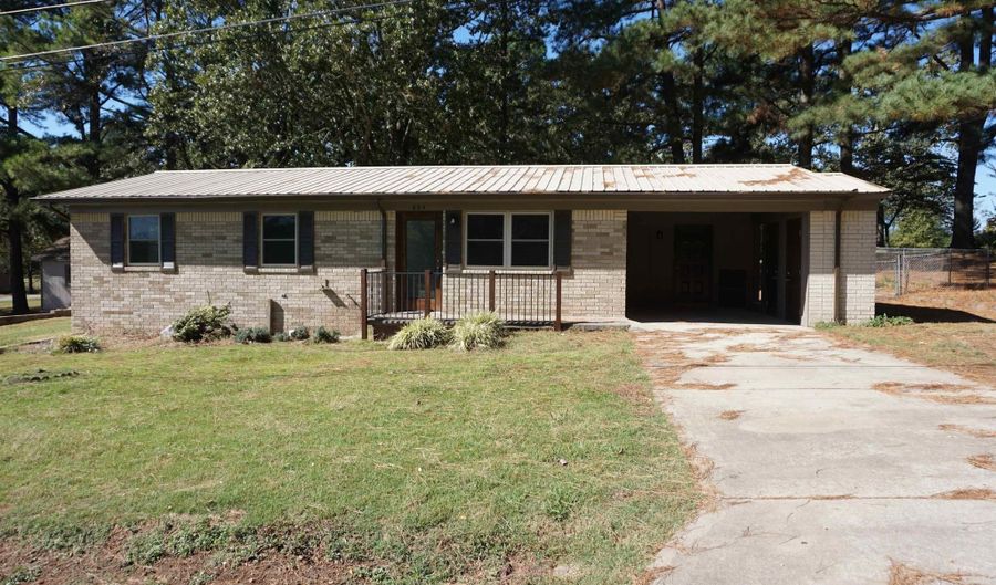 804 Linda St, Bald Knob, AR 72010 - 3 Beds, 3 Bath
