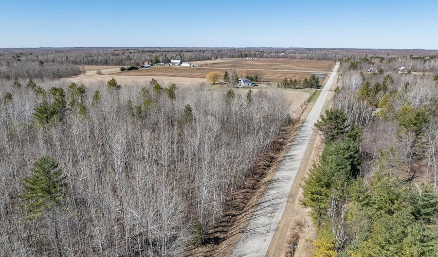 6671 MILLER Rd, Abrams, WI 54101 - 0 Beds, 0 Bath