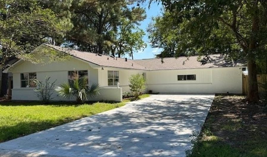 11368 Pamela Dr, Baton Rouge, LA 70815 - 4 Beds, 3 Bath