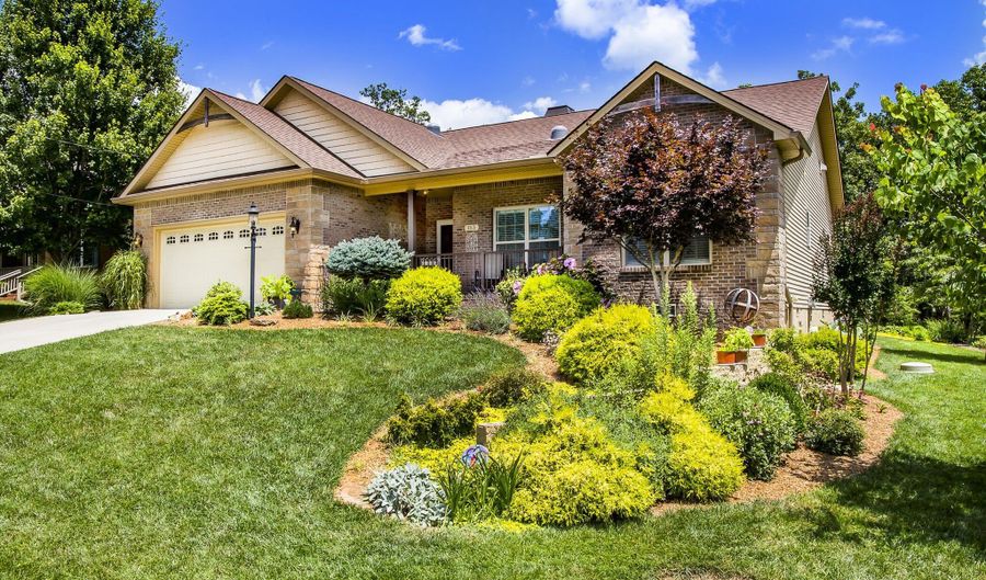 153 Berkshire Loop, Crossville, TN 38558 - 3 Beds, 2 Bath