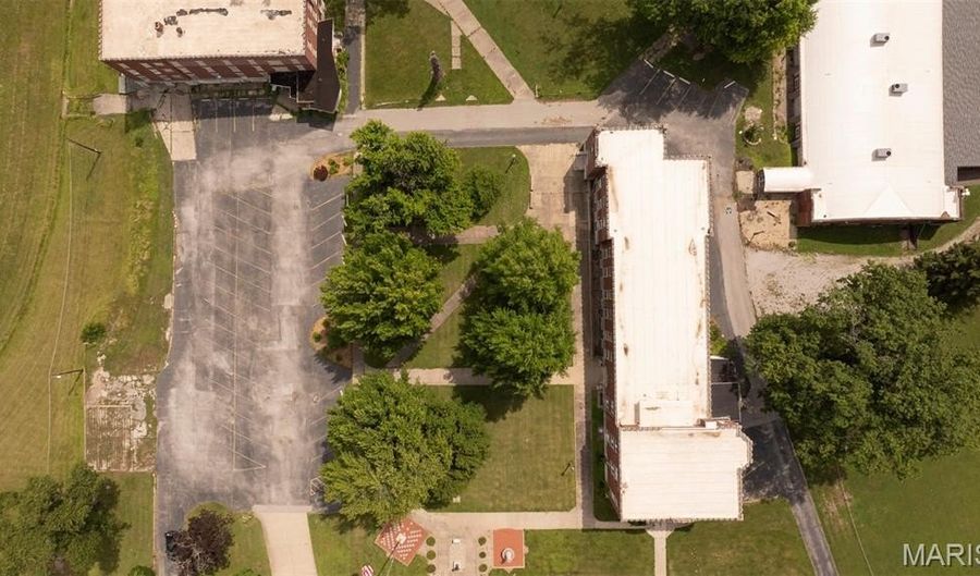 2009 Seminary St, Alton, IL 62002 - 0 Beds, 0 Bath