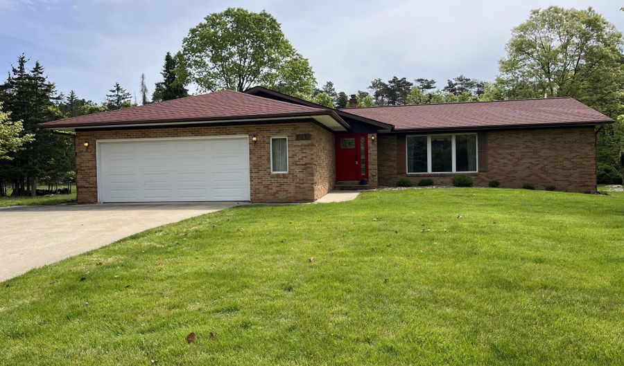 1749 42nd St, Allegan, MI 49010 - 3 Beds, 2 Bath