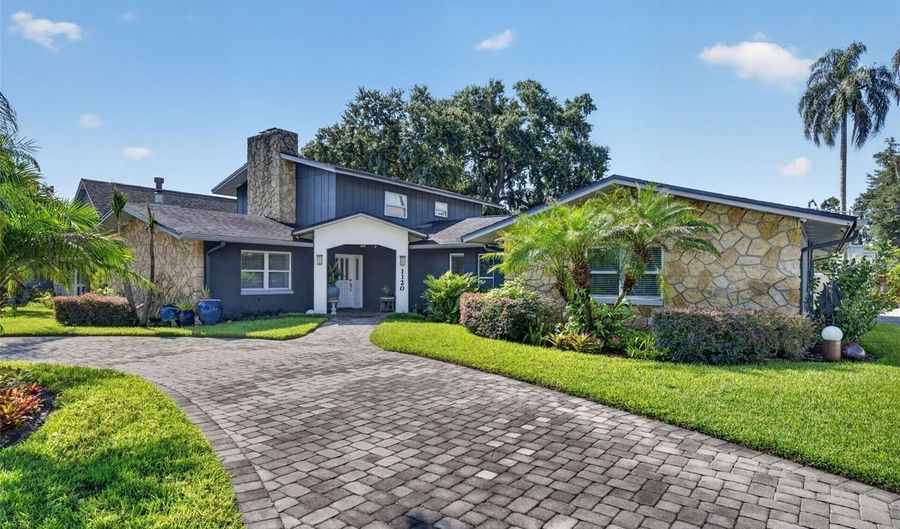 1120 ARTHUR St, Orlando, FL 32804 - 4 Beds, 4 Bath